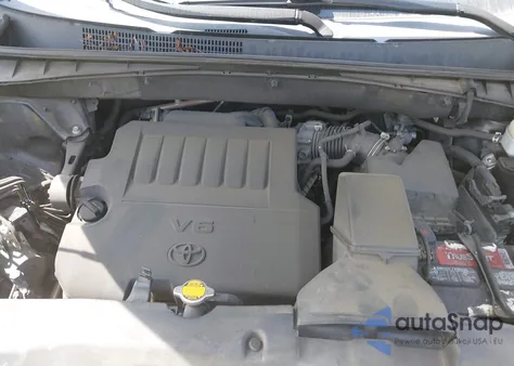 2015 Toyota Highlander Xle V6 z USA, uszkodzony, nr VIN 5TDKKRFH4FS050376